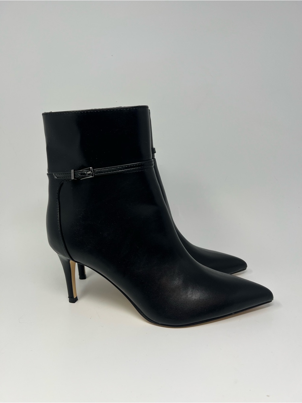 Calvin Klein Vivera Stiletto Bootie
Size 8